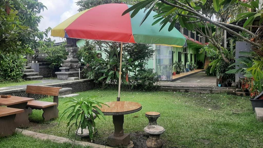 Hotel Oyo 90714 Umah Pande Tabanan Near Tanah Lot Exterior foto